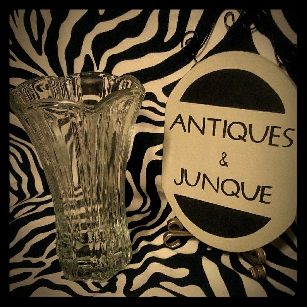 Anchor Hocking Vintage Crystal Vase